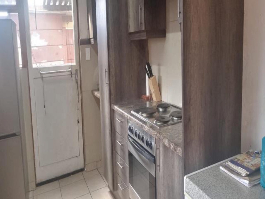 3 Bedroom Property for Sale in London Village Western Cape